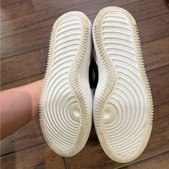 Nike Court Vision Alta (platform) in the whit/Black/Crimson colorway size 10.5W - Picture 5 of 7